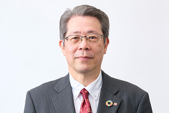 取締役（専務執行役員） 秋山 光平 総務部、広報・サステナビリティ部、秘書室、コーポレートコミュニケーションプロジェクト・あるべき経営体制プロジェクト担当