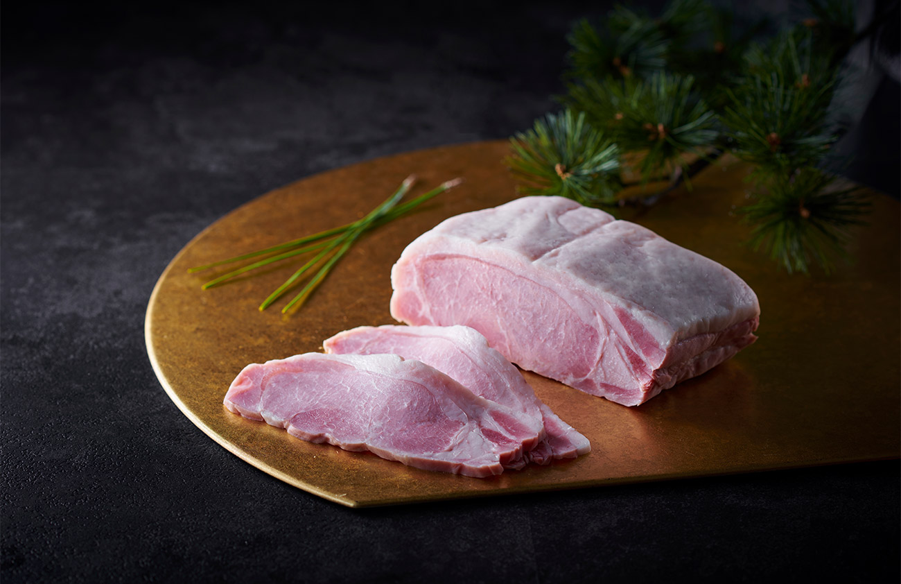 画像：美ノ国 布巻き熟成ホワイトロース ハム「翠麗」